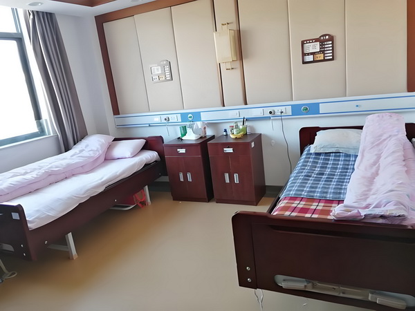 大学生毕业在深圳能落户吗_《凡人修仙传》开播，展现平凡少年成长之旅 某的如何商量友下邹新男教训